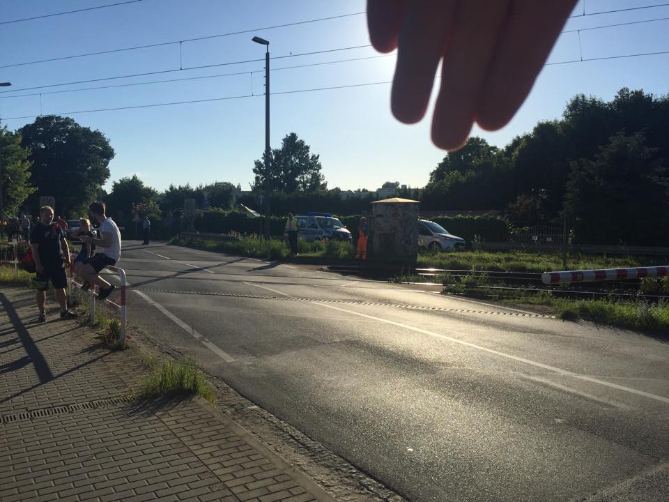 Bernau: Unfreiwillige Pause an der Bahnschranke bei fast 30 Grad 12 Bernau LIVE - Dein Stadtmagazin für Bernau bei Berlin