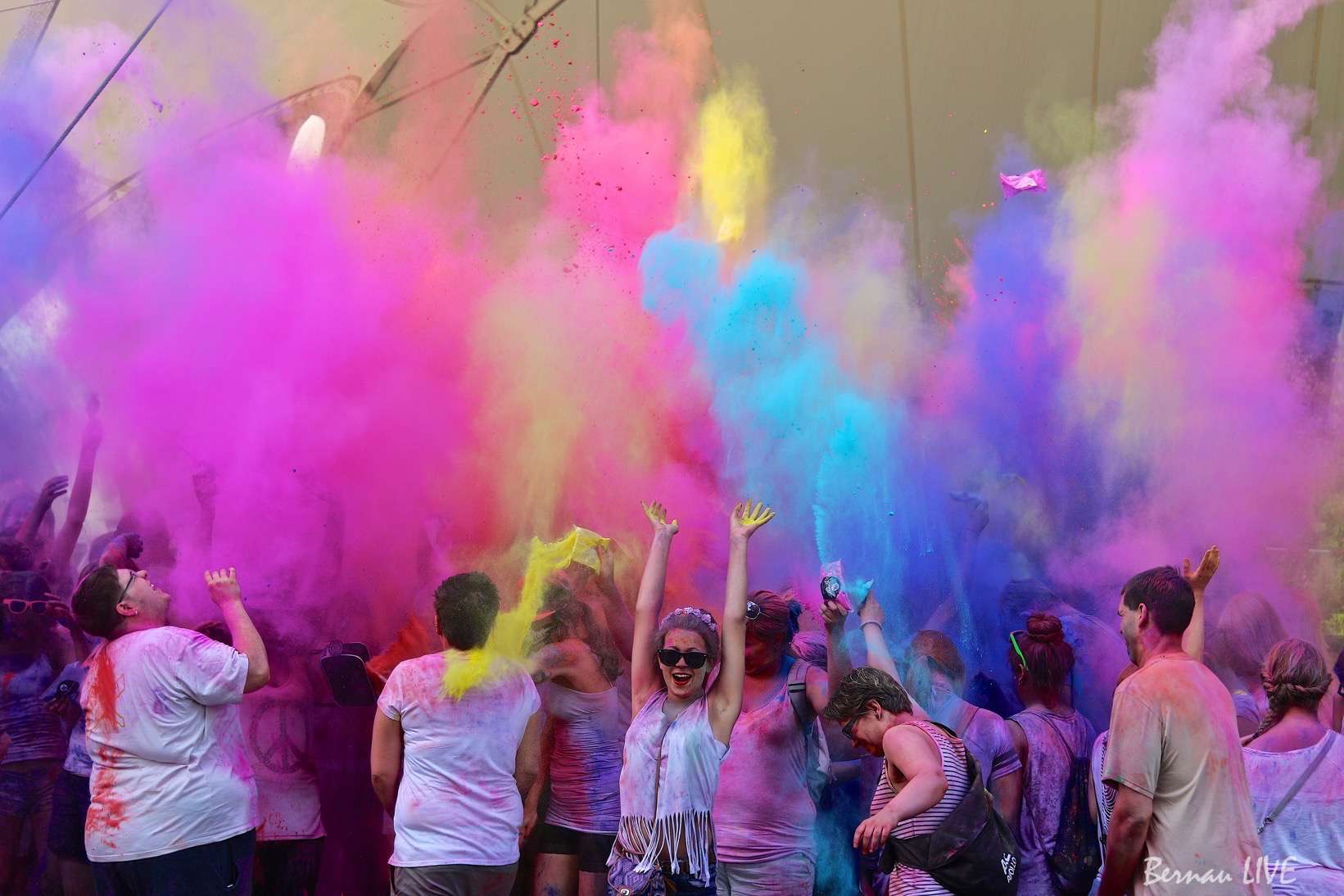 Holi In in Eberswalde: Bekloppt, bunt schön! 3 Holi In, Holi In Eberswalde, Barnim, Familiengarten Eberswalde, Bernau LIVE