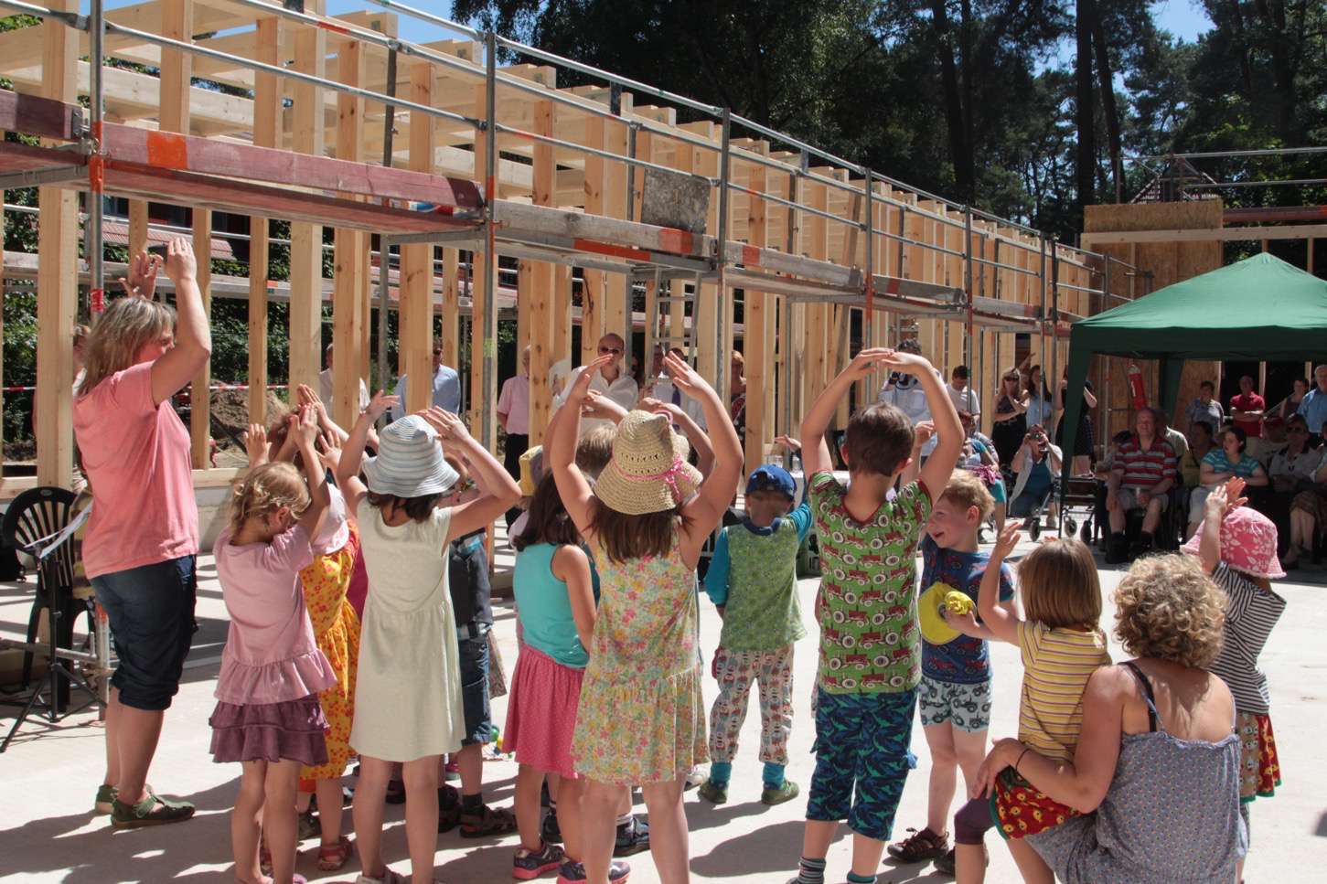 Bernau: Grundsteinlegung für Kreative Werkstatt in Lobetal 5 Hoffnungstaler Stiftung Lobetal, Lobetal, Bernau