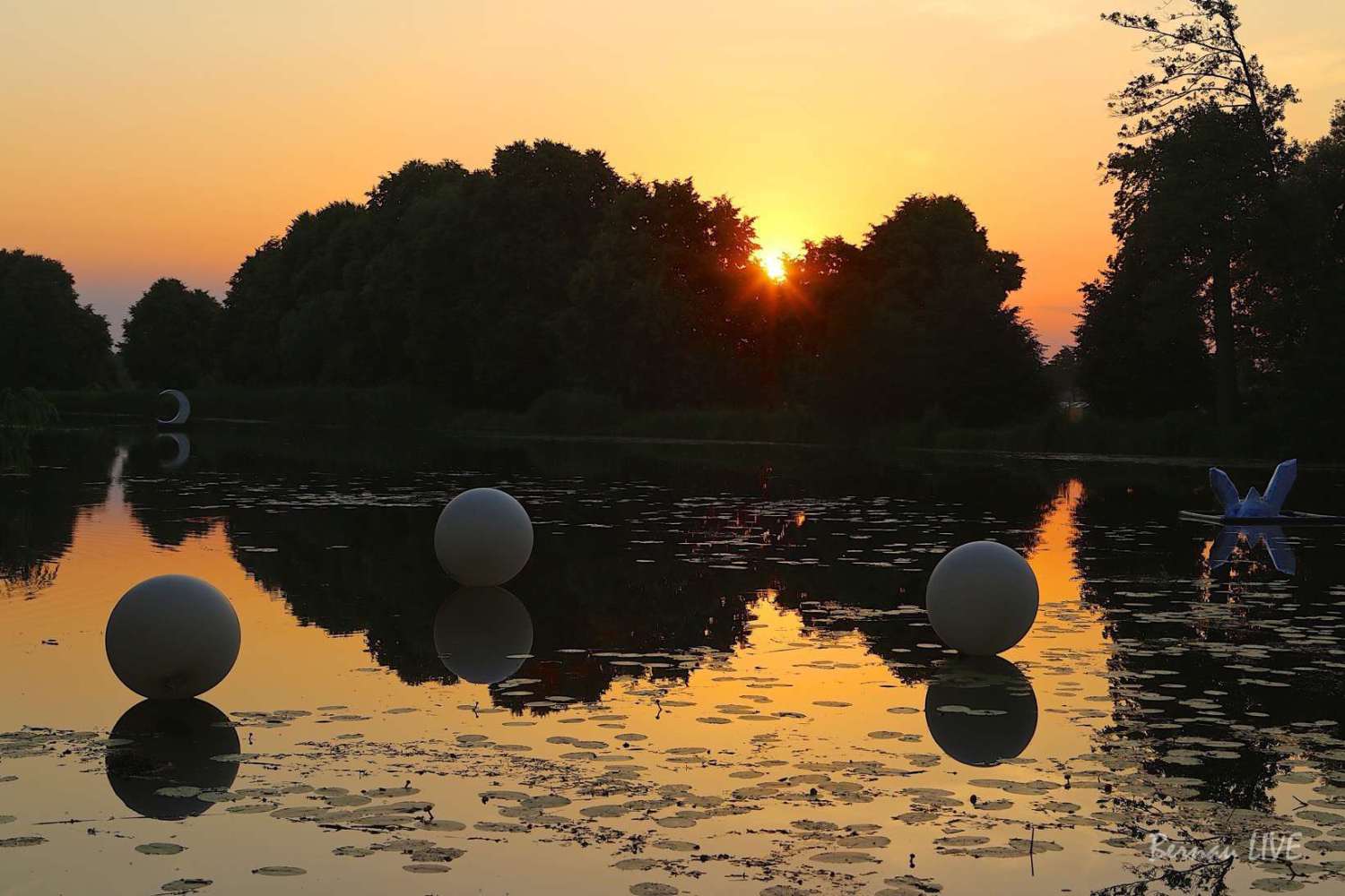 Bernau-Stolzenhagen: Kultur und Licht in der Fischerstube 26 Berna-Stolzenhagen - Fischerstube Stolzenhagen