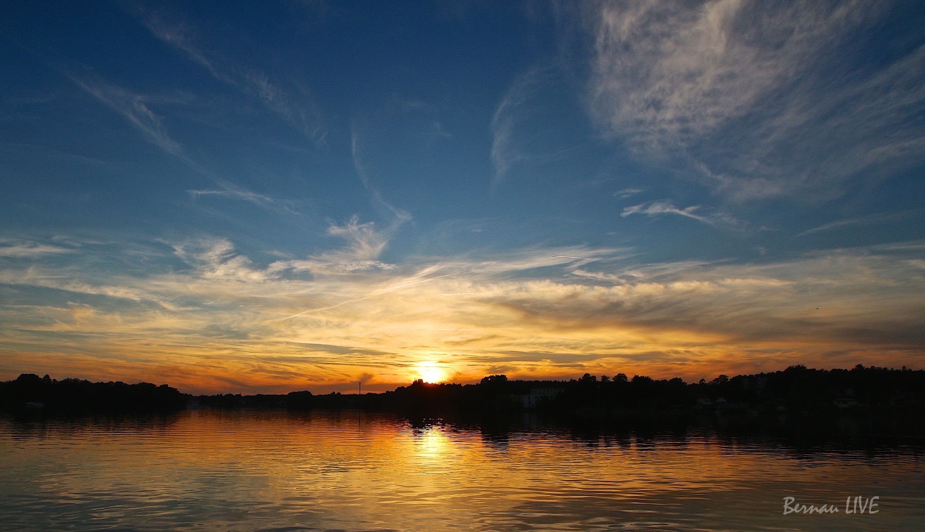 Bernau-Barnim: Macht´s gut für heute 9 Bernau-Barnim: Mit diesem Sonnenuntergang wollen wir uns heute bei Euch verabschieden...