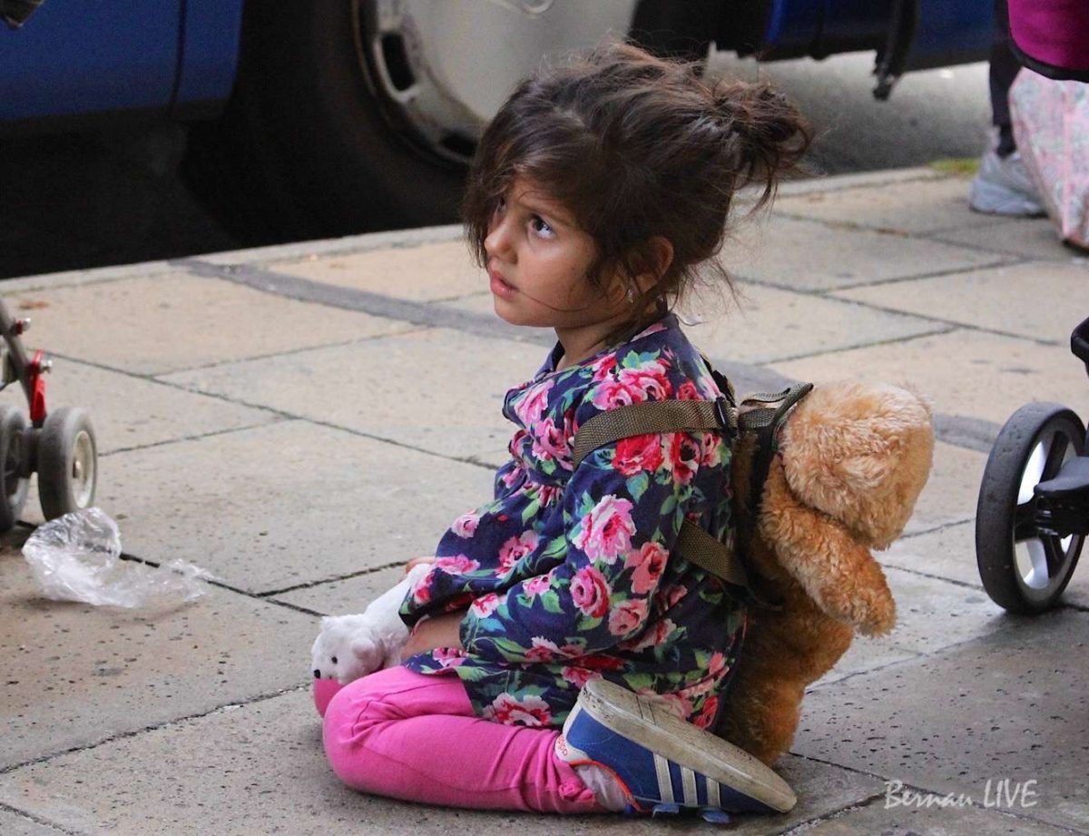 Etwa 450 Flüchtlinge in Brandenburg eingetroffen - Willkommen! 34 Filmvorführung "Deportation Class" im Klub am Steintor in Bernau