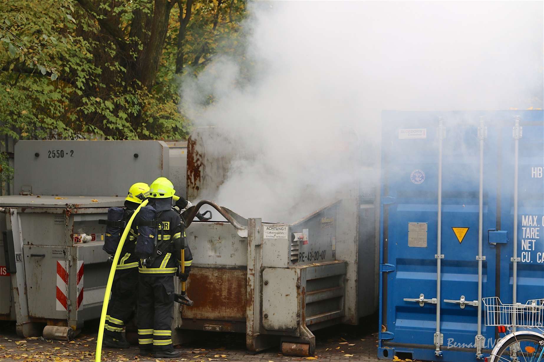 Bernau: Container-Brand in der Bahnhofspassage 9 Bernau: Container-Brand in der Bahnhofspassage