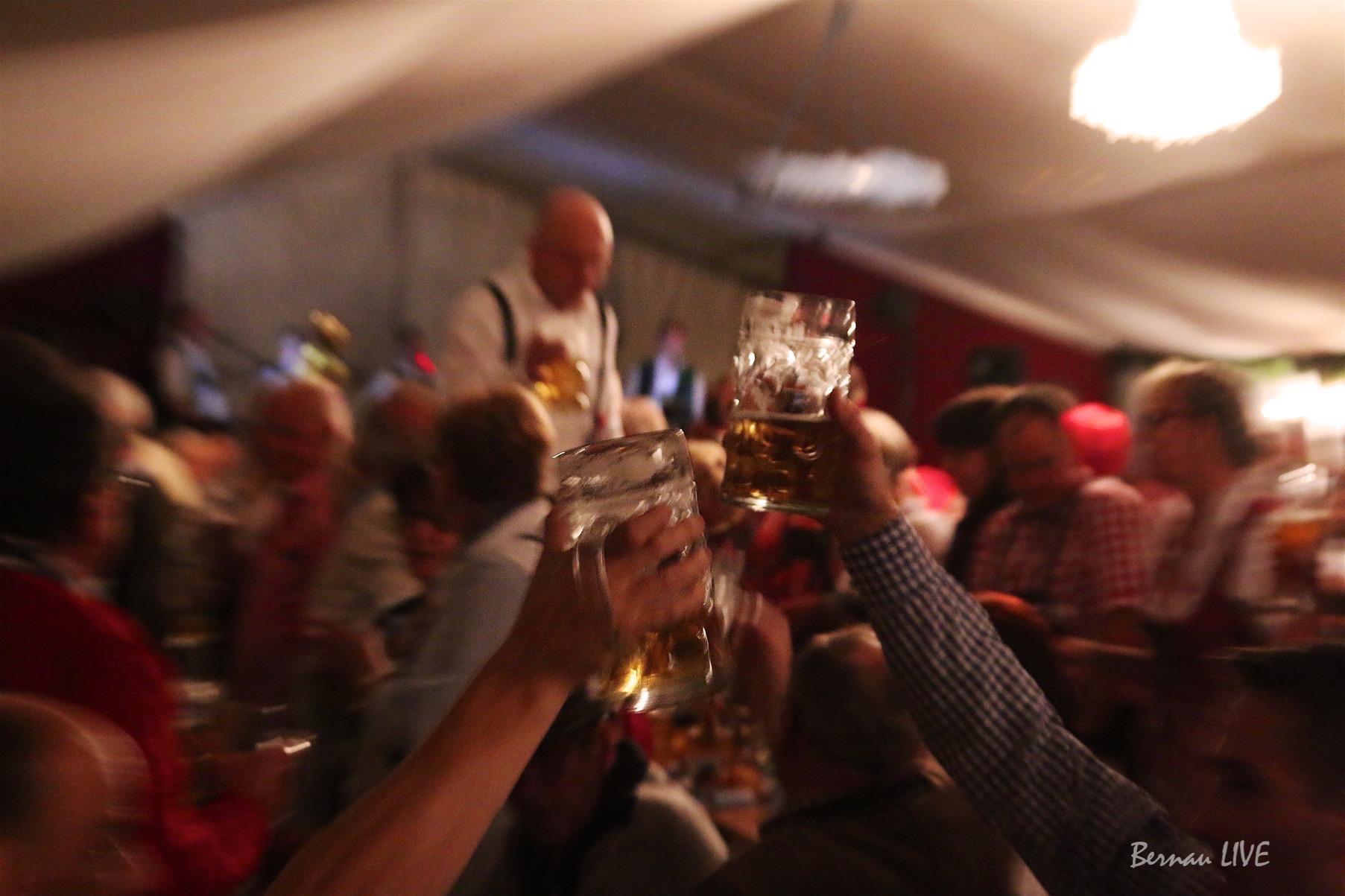 LIVE vom Oktoberfest! Bernau feiert... Video! 162 Bernau LIVE - Dein Stadtmagazin für Bernau bei Berlin
