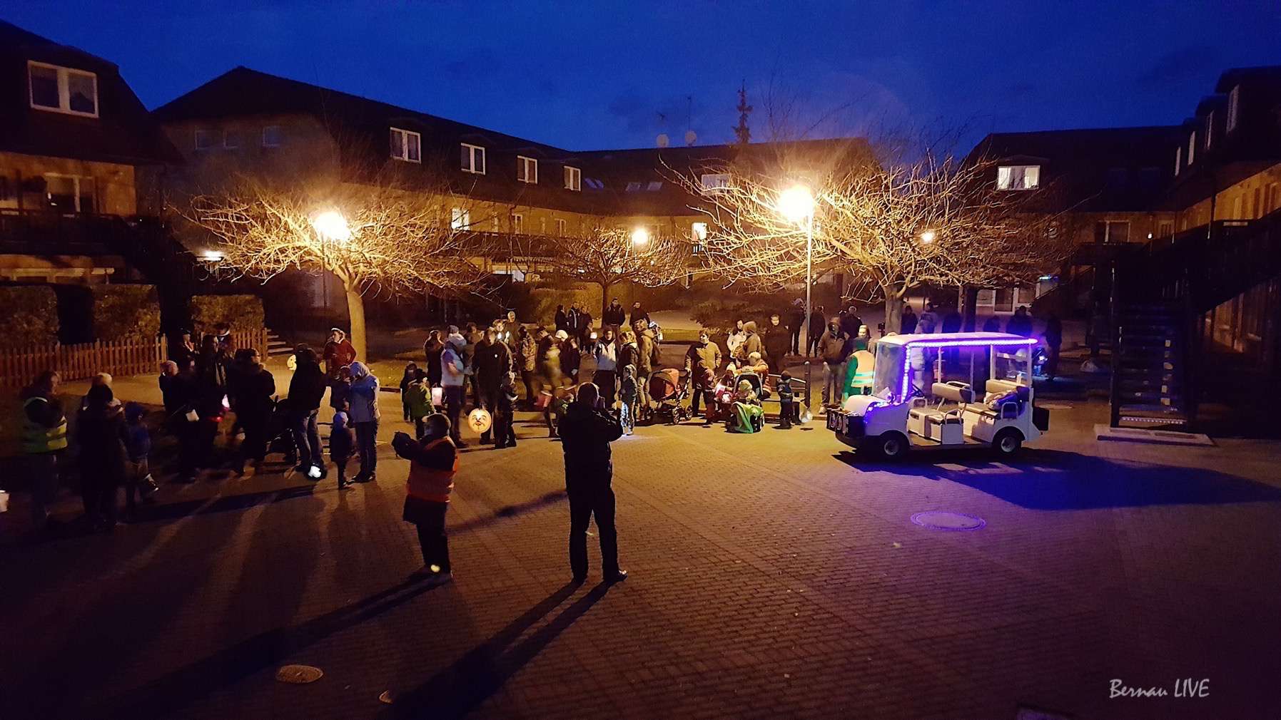 Umzug zum Martinstag in Rüdnitz - Video 35 Martinsumzug in Rüdnitz