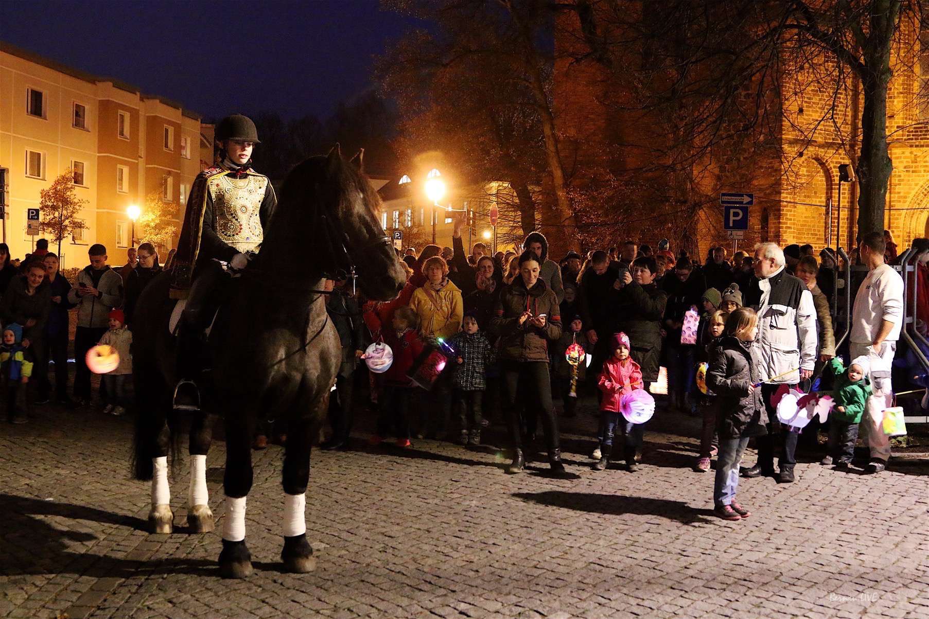 Martinsumzug in Bernau und Ladeburg - Fotos und Video 14 Martinsumzug in Bernau und Ladeburg - Fotos und Video