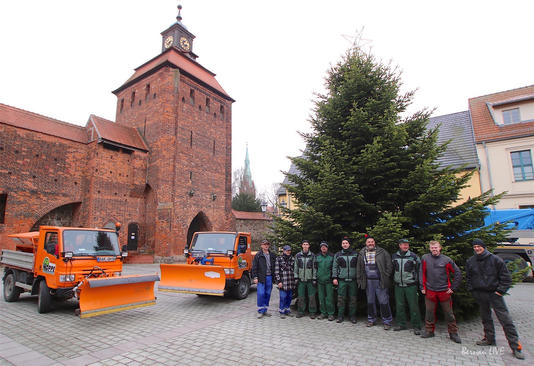 Bernauer Weihnachtsbaum Nr. 2 - Mit Glühwein und Bockwurst eingeweiht 31 Bernau: Weihnachtsbaum Nr. 2 - mit Glühwein eingeweiht