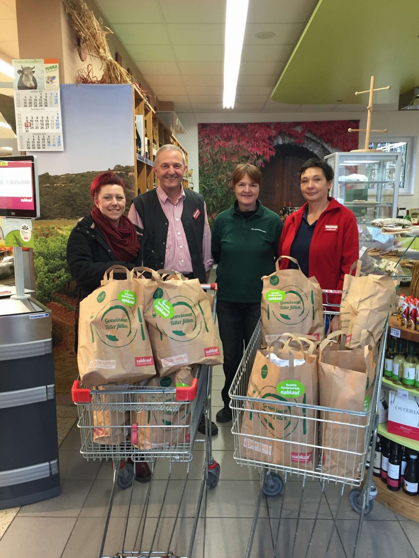 “Gemeinsam Teller füllen” für die Bernauer Tafel - Dank für über 150 gekauften Aktionstüten! 26 “Gemeinsam Teller füllen” für die Bernauer Tafel -Dank für über 150 gekauften Aktionstüten!