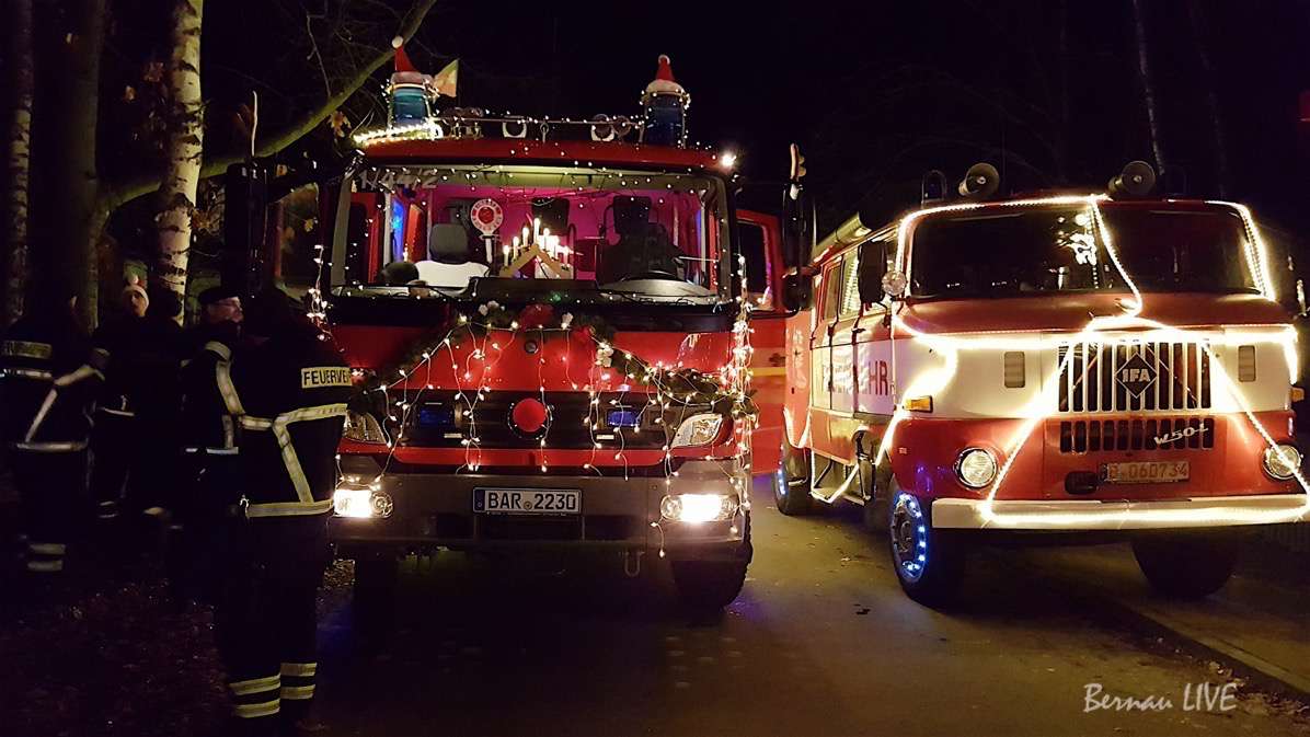 Nachtrag: Weihnachtsparade Zepernick - Euch einen schönen Abend 27 Grosse Weihnachtsparade und Weihnachtsmarkt in Zepernick