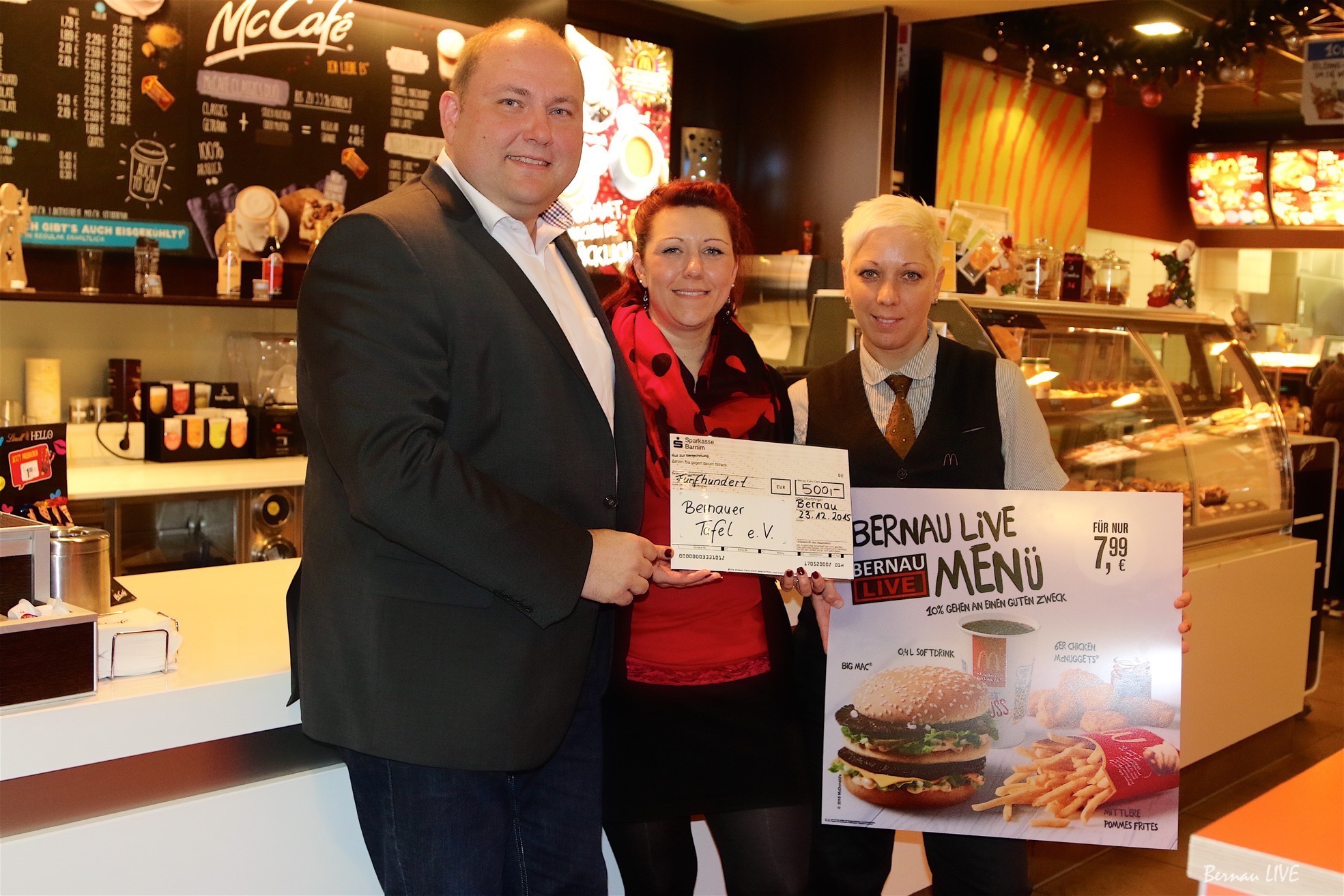 McDonald´s: Mit dem Bernau LIVE Menü satte 500 Euro für die Tafel Bernau 47 Mc Donalds Bernau