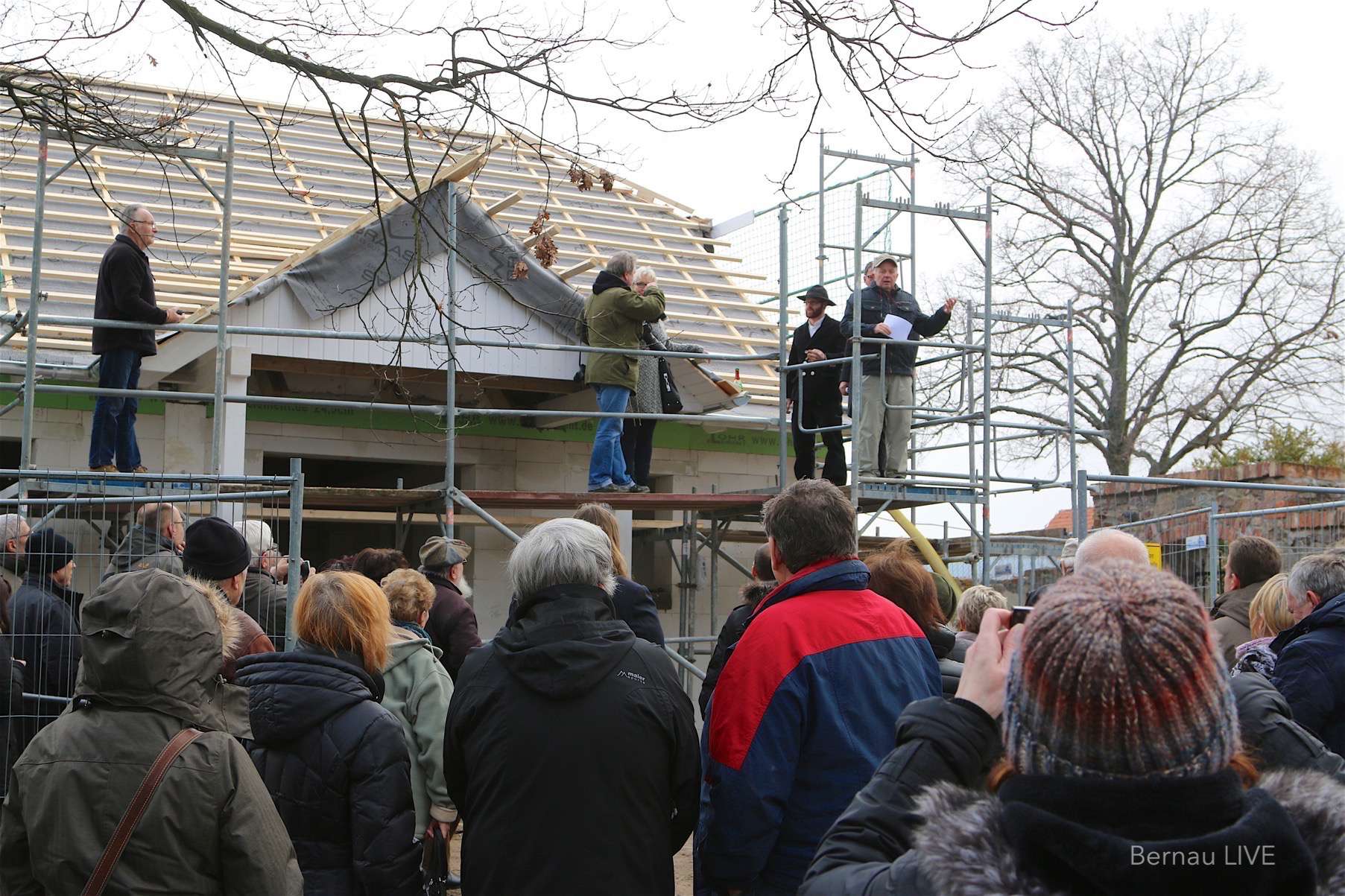 Man muss sich auch mal was gönnen - Richtfest in Birkholz 32 Bernau: Richtfest in Birkholz