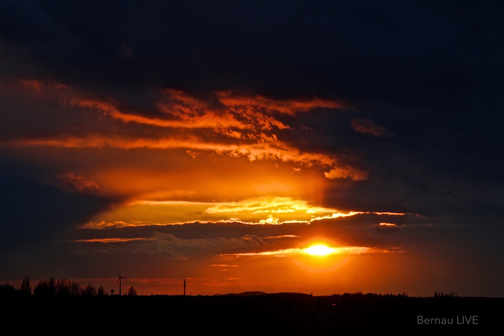 Bernau: Beeindruckender Sonnenuntergang zum Feierabend 30 Bernau: Beeindruckender Sonnenuntergang zum Feierabend