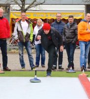 Eisstock Cup Finale auf dem Marktplatz von Bernau 17 IMG_4565