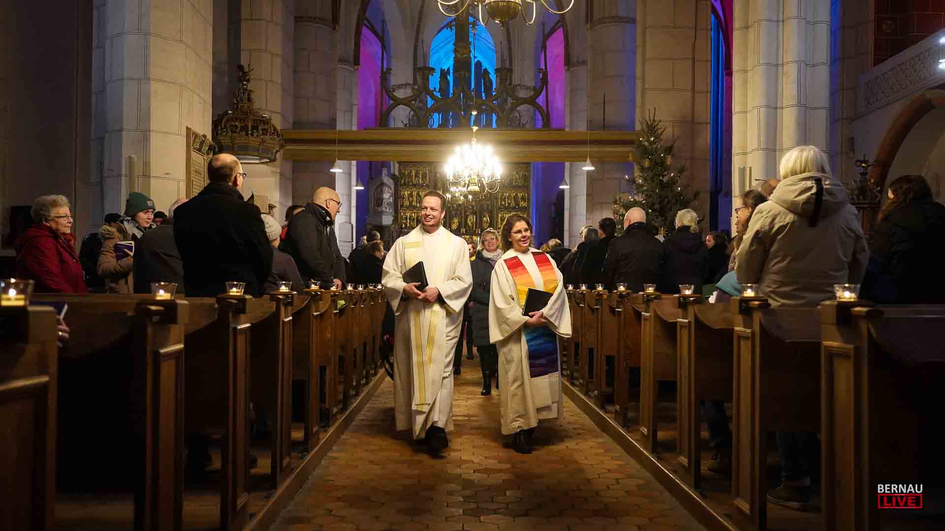 Fusionsfest zum Zusammenschluss der Bernauer Kirchengemeinden 1 Festgottesdienst zum Zusammenschluss der Bernauer Kirchengemeinden