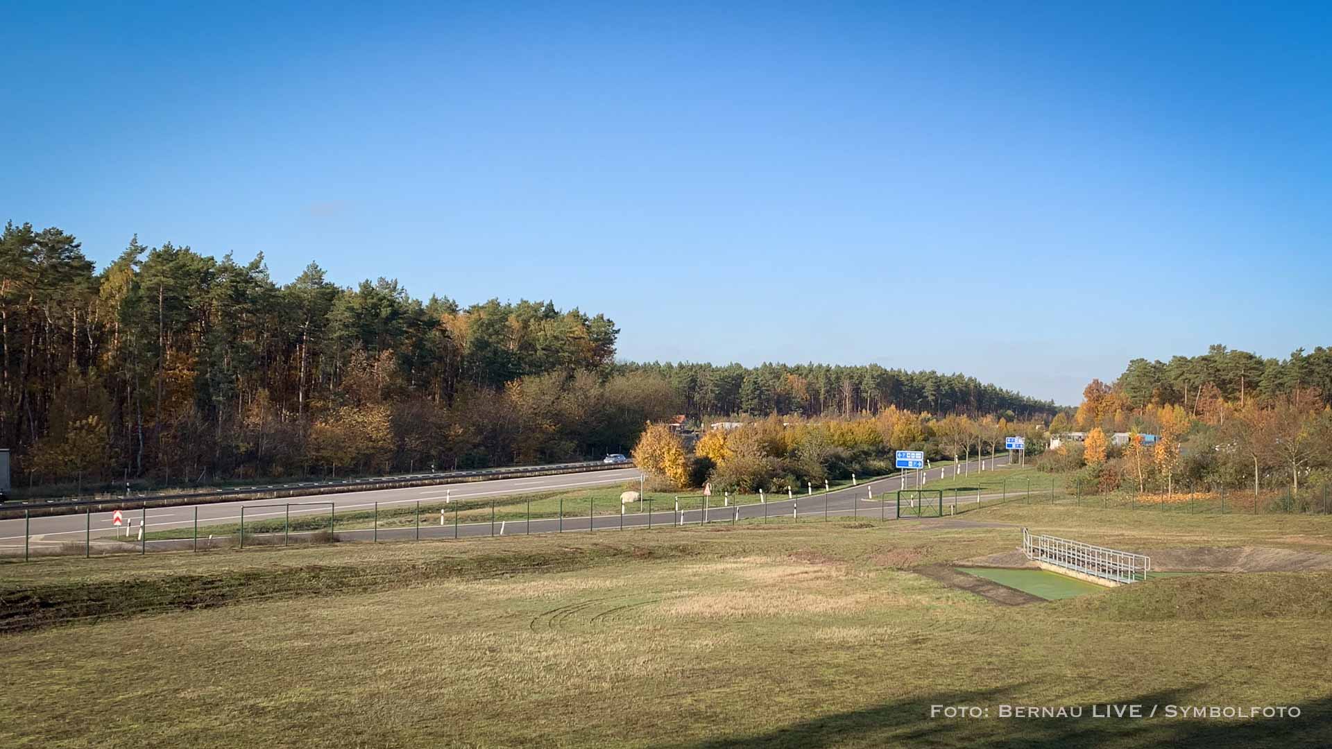 Bernau - A11: Person am Autobahn-Parkplatz leblos aufgefunden 1 Bernau - A11: Leblose Person am Parkplatz aufgefunden