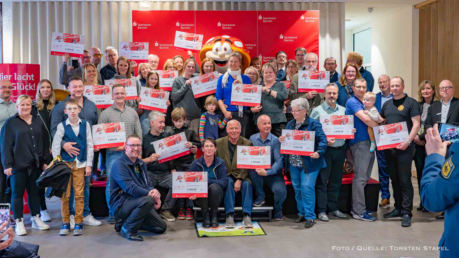 Sparkasse Barnim übergibt über 64.422,96 Euro Euro an Barnimer Vereine 33 Sparkasse Barnim übergibt über 64.422,96 Euro Euro an Barnimer Vereine