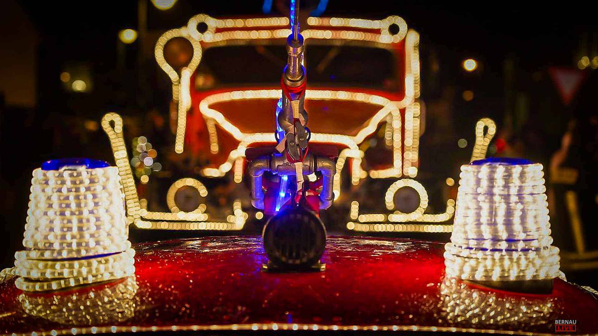 Es wird gefeiert: 100 Jahre Feuerwehr Rüdnitz und 120 Jahre Feuerwehr Krummensee 32 Es wird gefeiert: 100 Jahre Feuerwehr Rüdnitz und 120 Jahre Feuerwehr Krummensee