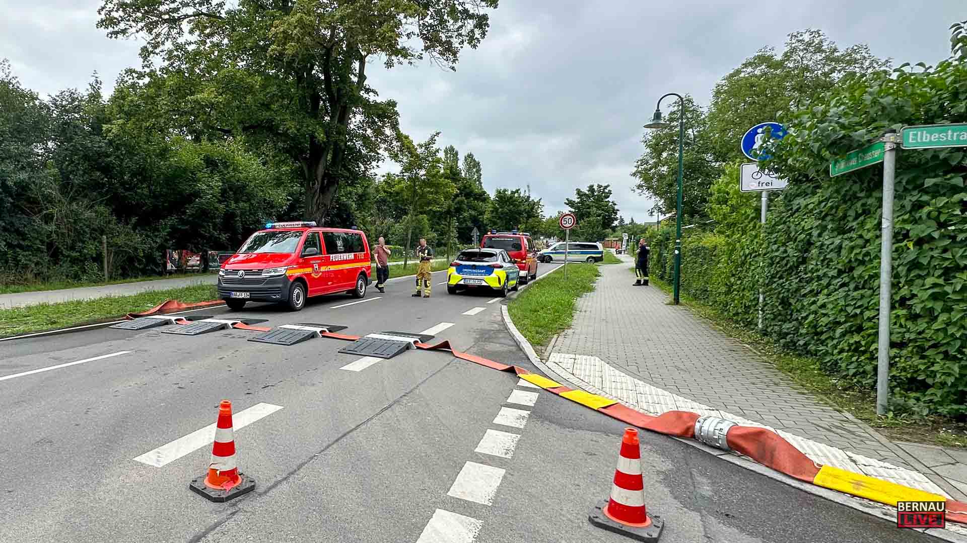Regen in Bernau: Straßensperrungen nach über 10 Stunden aufgehoben 14 Regen in Bernau: Straßensperrungen nach über 10 Stunden aufgehoben