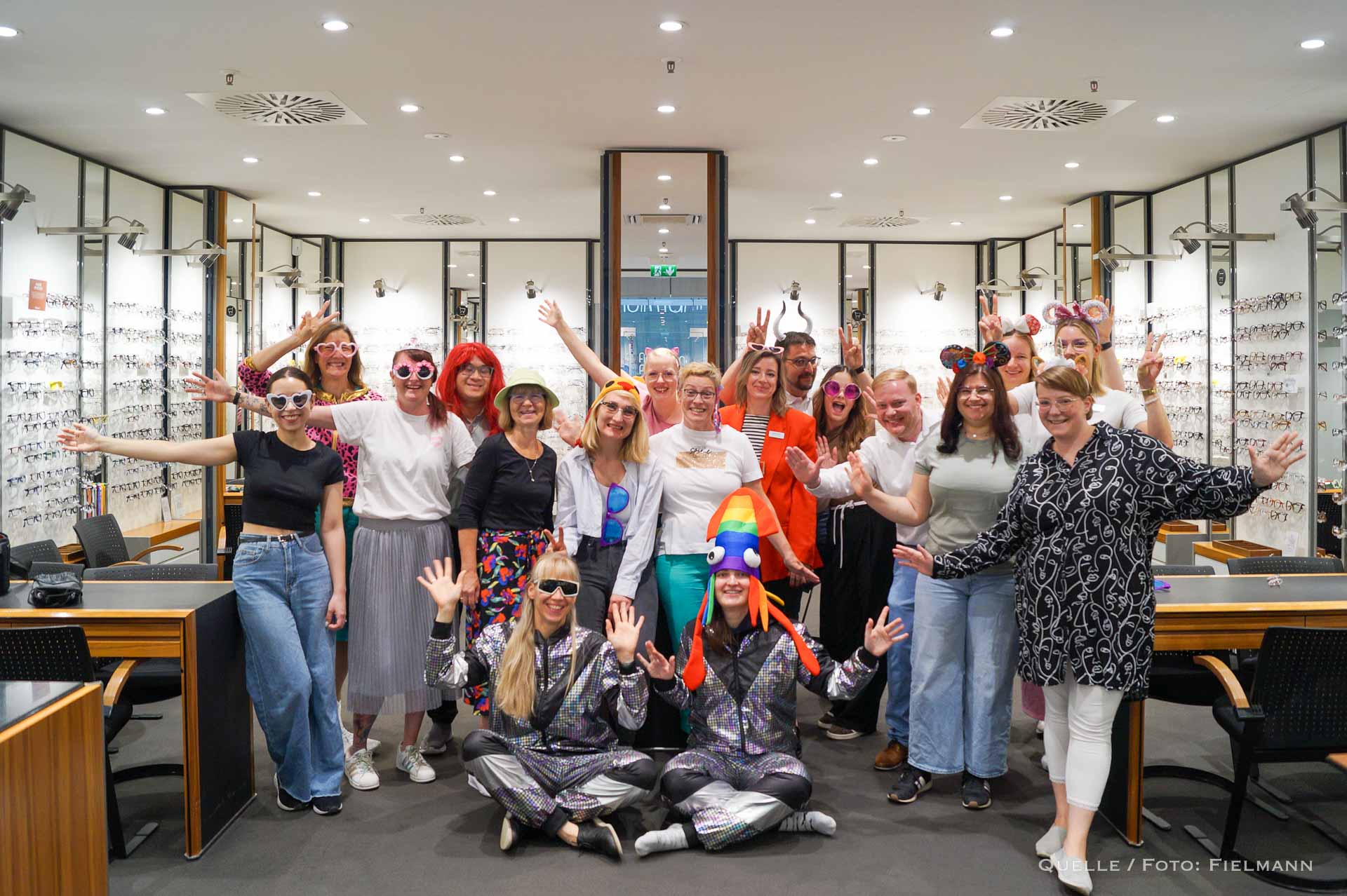 Herzlichen Glückwunsch: 10 Jahre FIELMANN in der Bahnhofs-Passage Bernau