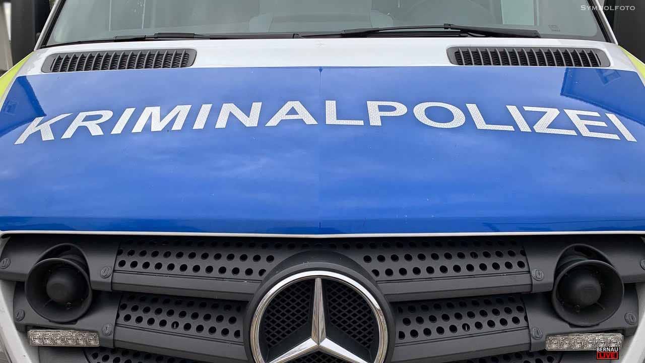 Polizei in Bernau bittet mit Fotos um Mithilfe nach Tankstellenüberfall 1 Polizei in Bernau bittet mit Fotos um Mithilfe nach Tankstellenüberfall