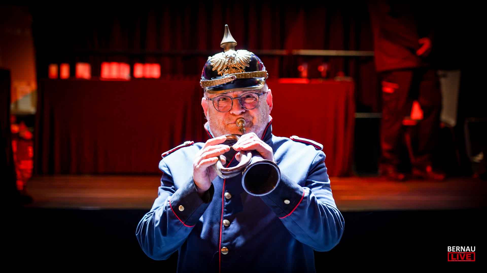 Freiwillige Feuerwehr feiert ihre Ehrenamtlichen in der Sparkassen-Arena Bernau 16 Bernau LIVE - Dein Stadtmagazin für Bernau bei Berlin