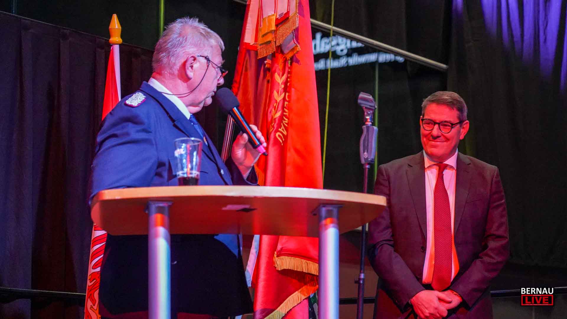 Freiwillige Feuerwehr feiert ihre Ehrenamtlichen in der Sparkassen-Arena Bernau 15 Bernau LIVE - Dein Stadtmagazin für Bernau bei Berlin