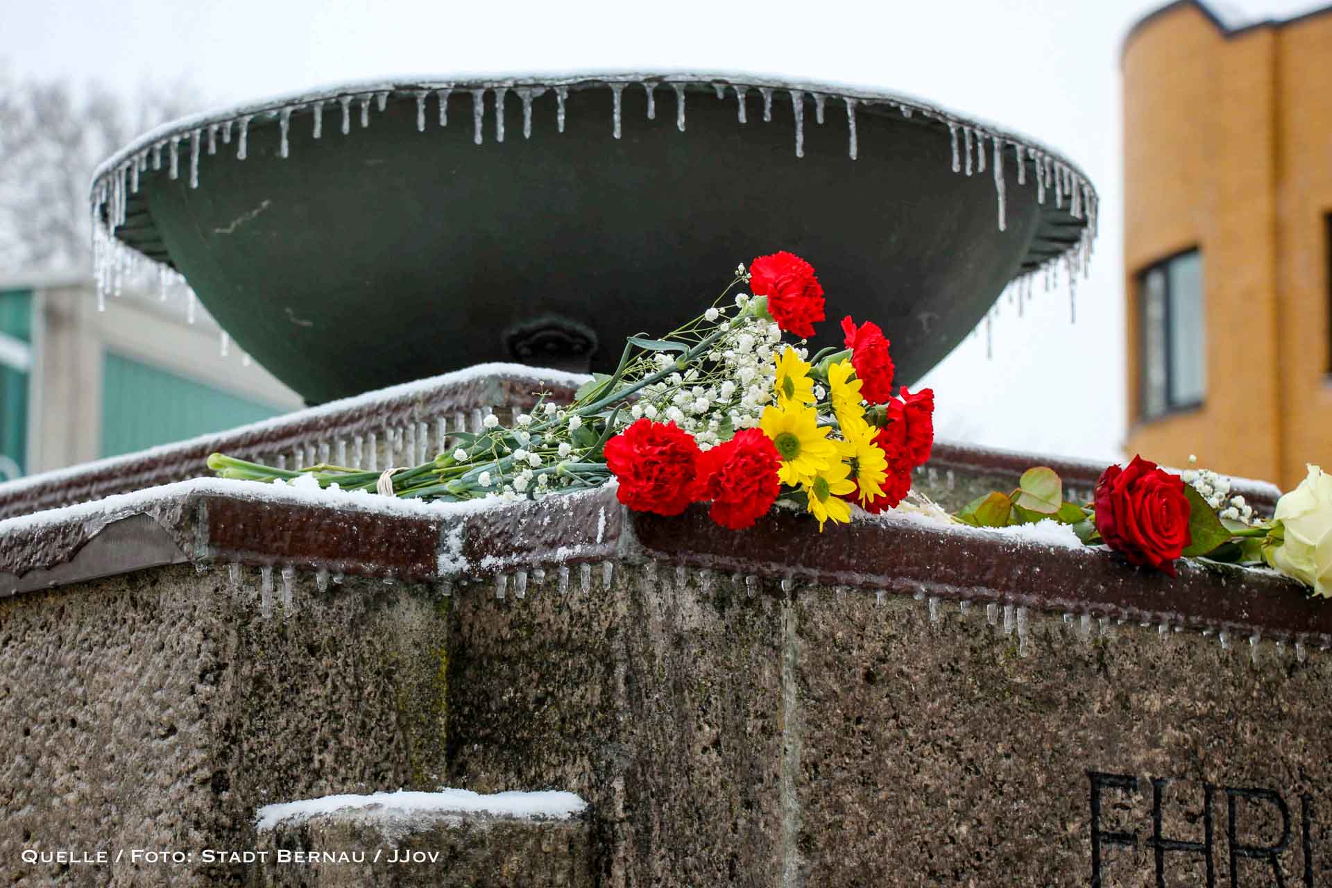 Gedenken in Bernau: Blumen und Worte gegen das Vergessen 1 Gedenken in Bernau: Blumen und Worte gegen das Vergessen