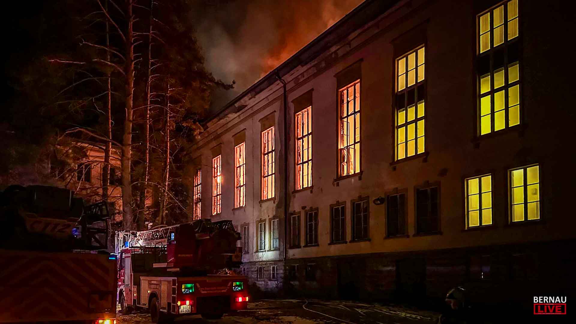 Großbrand auf dem Bogensee-Areal in Wandlitz 4 Großbrand auf dem Bogensee-Areal in Wandlitz