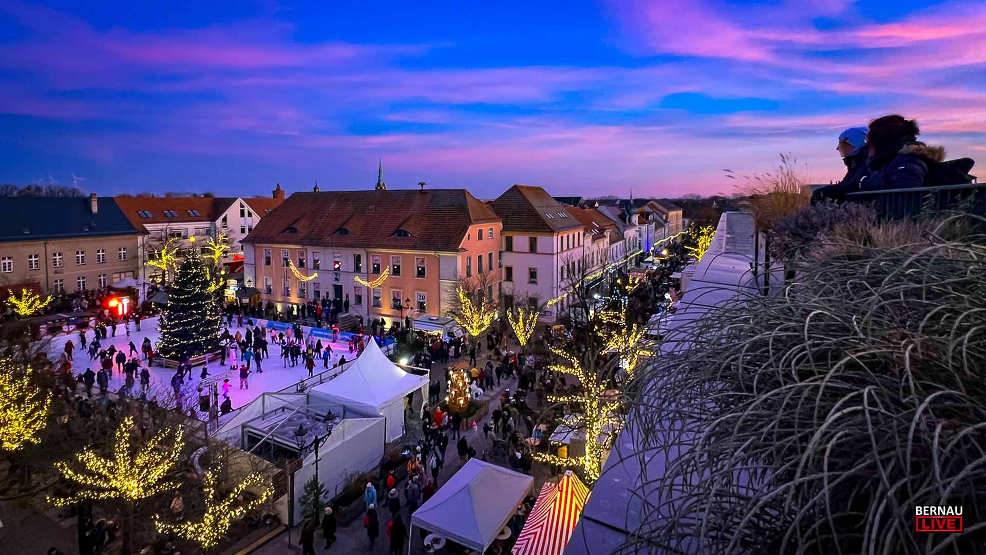 Votum mit Hindernissen: Der Weihnachtsmarkt Bernau bleibt im Herzen der Stadt