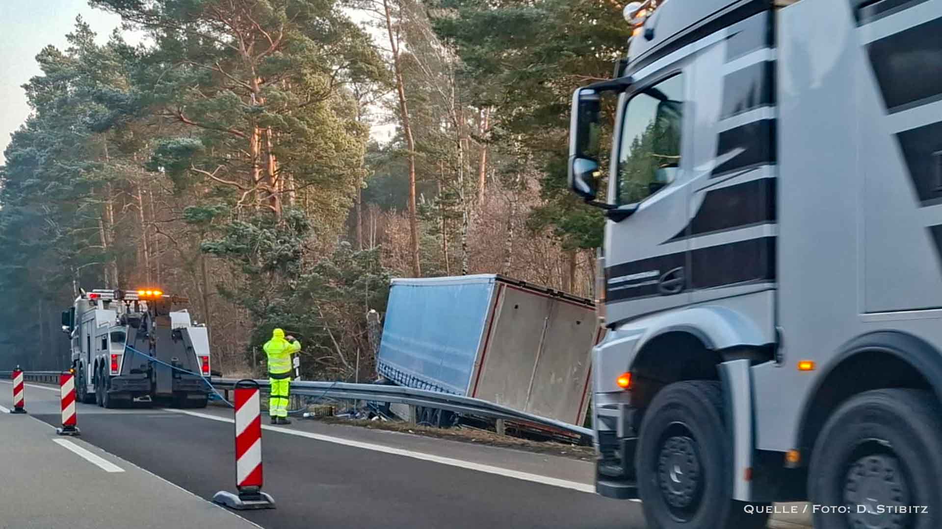 Unfall auf der A11 und die Polizei Bernau sucht Zeugen zum Bogensee-Brand 1 Unfall auf der A11 und die Polizei Bernau sucht Zeugen zum Bogensee-Brand
