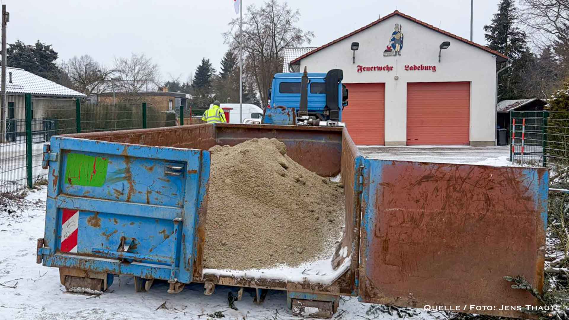 Bernau-Ladeburg streut nach: Sechs Tonnen Eigeninitiative für Lau 3 Bernau-Ladeburg streut nach: Sechs Tonnen Eigeninitiative für Lau